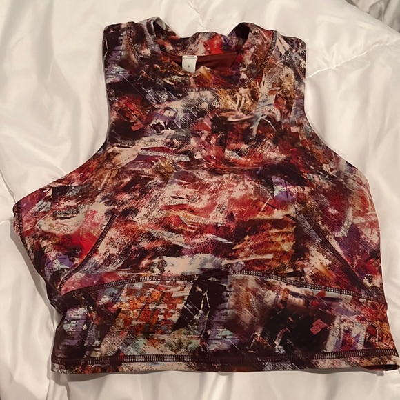 Lululemon Tank Top (Not sure what it’s called) - Picture 1 of 4